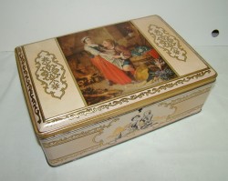 Коробка шкатулка жестяная с репродукцией (T919)