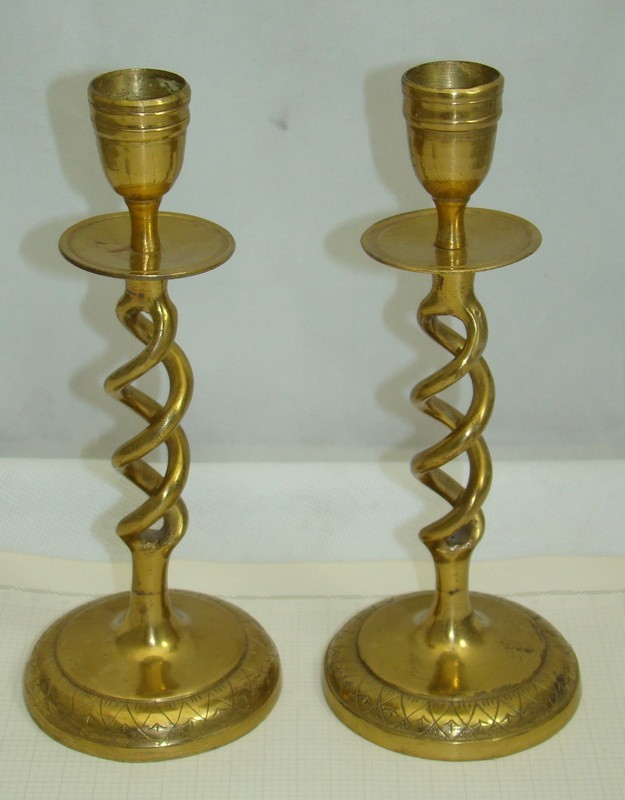 Подсвечники витые винтажные 2 шт. (M243)
