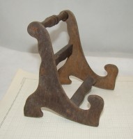 Подставка винтажная под тарелку или маленькую картину (M535)