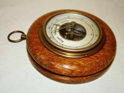 Барометр (D595)