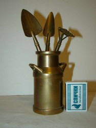 Инструменты для домашних цветов в бидоне (T375)