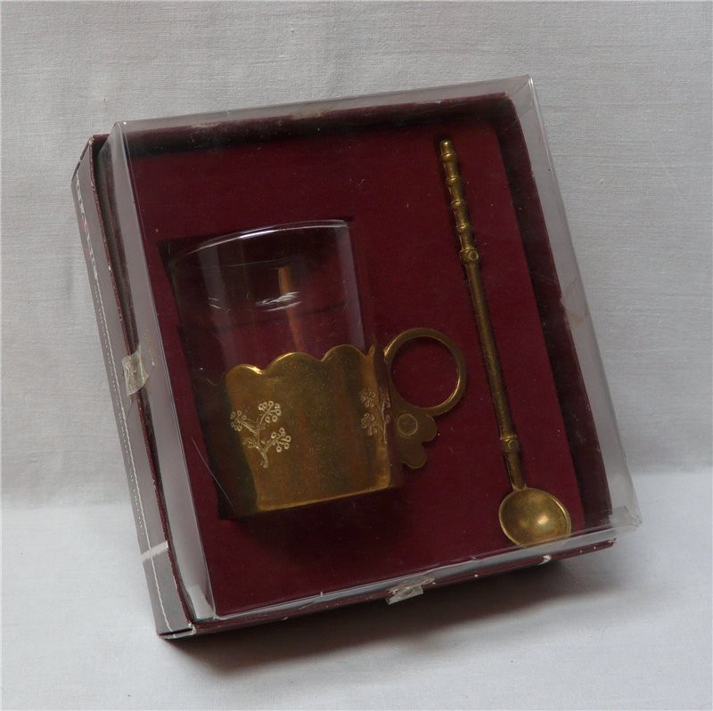 Набор: стакан с подстаканником и ложка (K081)