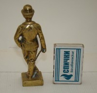 Фигурка литая винтажная Чарли Чаплин (A426)