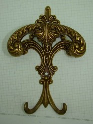 Вешалка с литьём (R666)