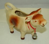 Молочник фаянсовый сувенир альпийский Корова (X280)