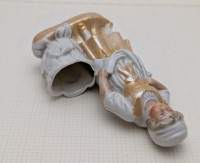 Статуэтка старинная с вазочкой карандашницей (B021)