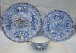 Adams England две тарелки и чашка старинные (M933)