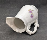 Молочник фарфоровый старинный (B118)