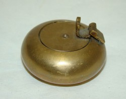 Пепельница с крышкой миниатюрная (R500)
