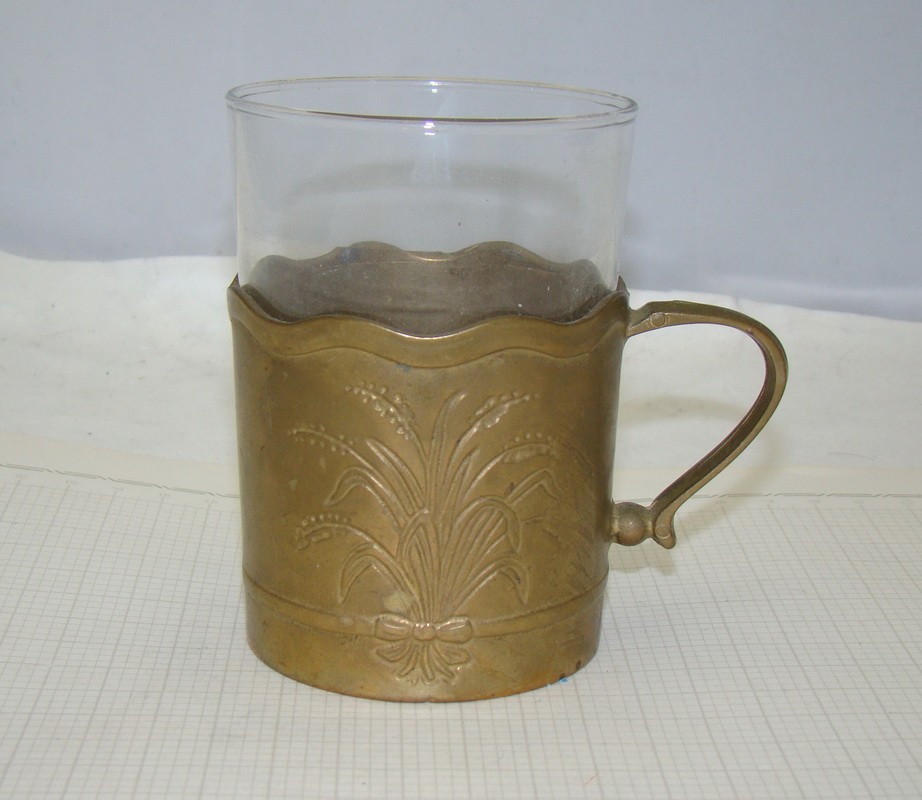 Подстаканник со стаканом (P964)