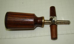 Штопор винтажный DB (P907)