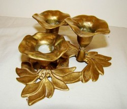 Подсвечник "Три лилии" (D395)