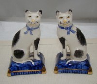 Фигурки старинные Кошки пара (M743)