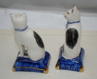 Фигурки старинные Кошки пара (M743)