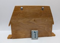 Полочка-витрина винтажная для миниатюр Домик (B029)